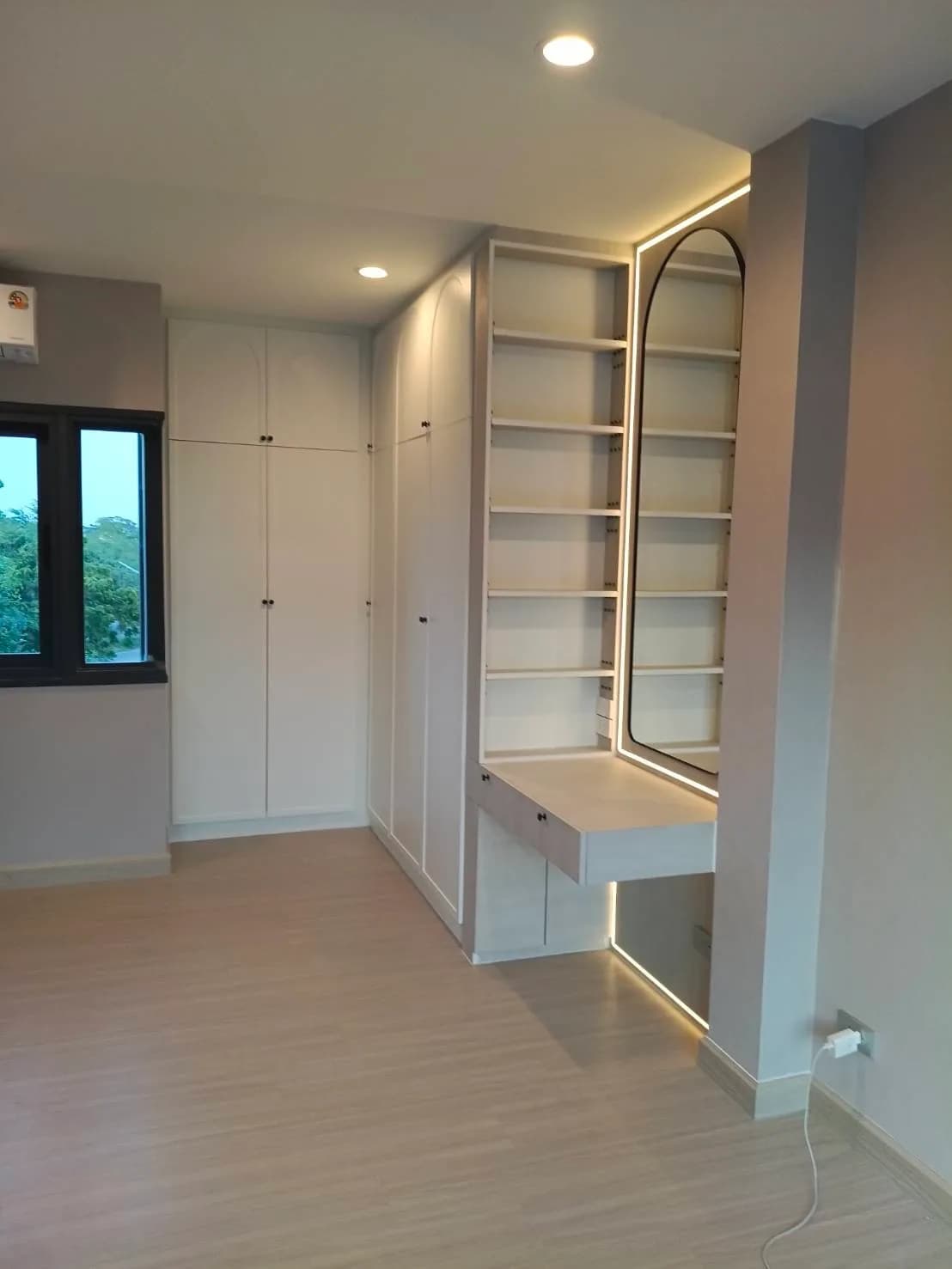 ตู้ห้องนอน ชลบุรี — ผลงาน Chon Decor ภาพที่ 3